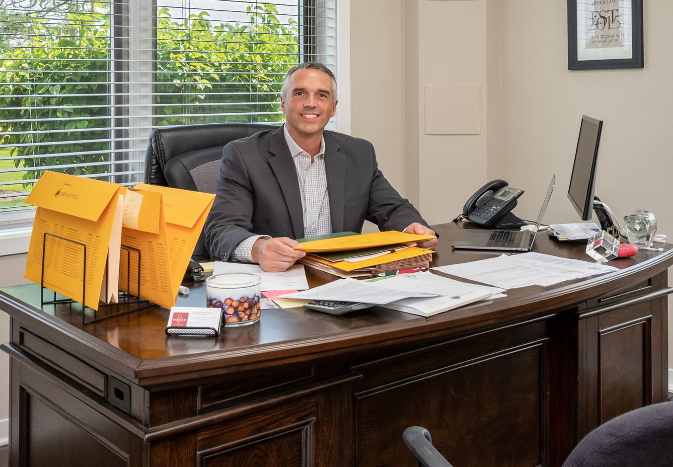 Real Estate Attorney Huntley, Barrington, Schaumburg & St Charles